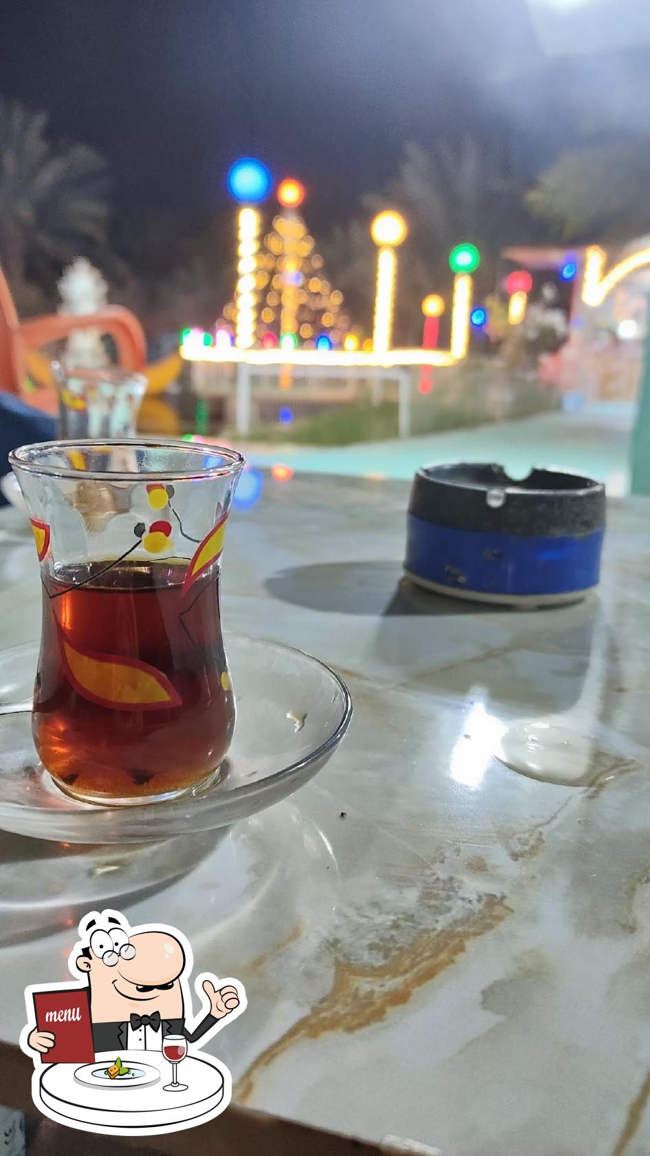 مطعم الواحة الخضراء وسط