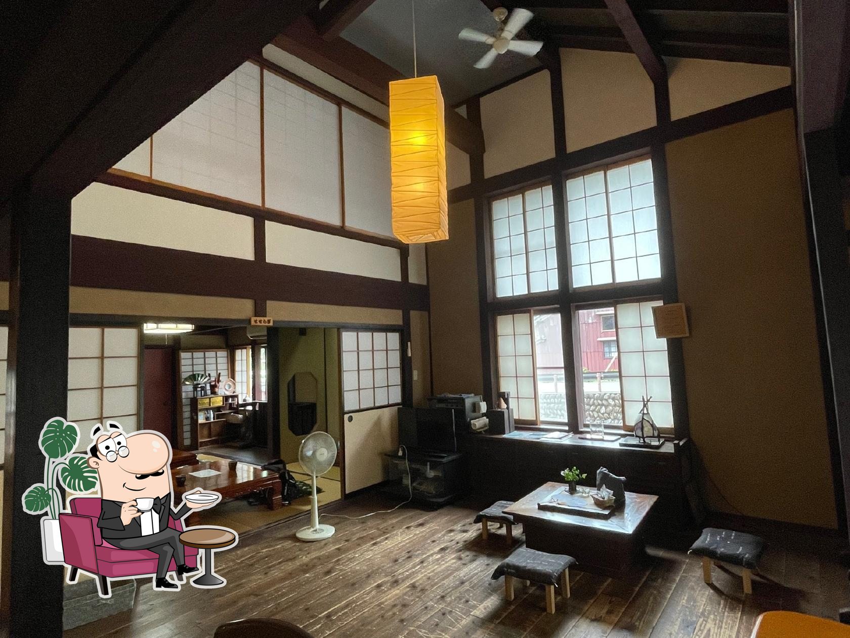 勘兵衛茶屋（旧逸見勘兵衛家住宅）