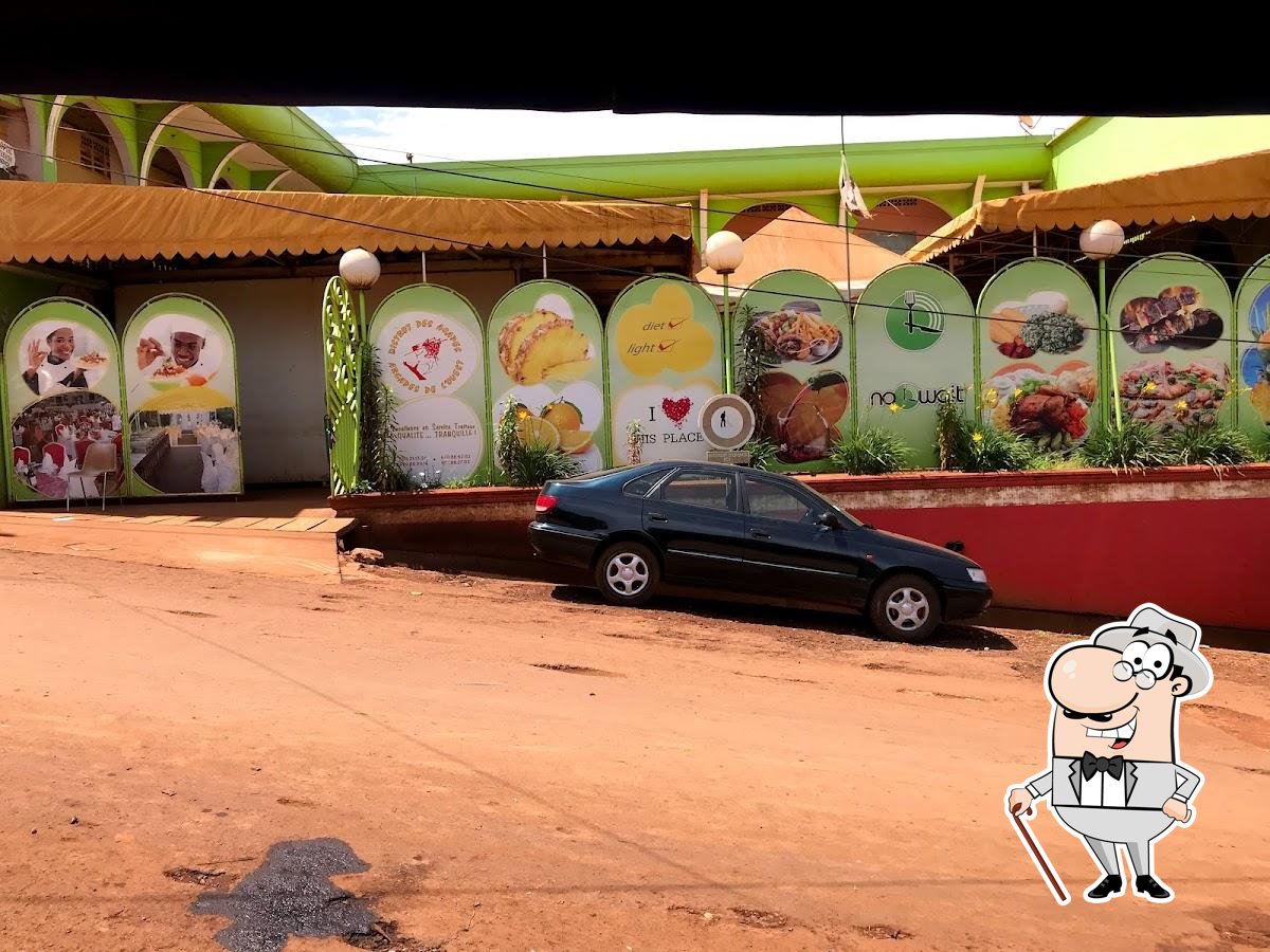Les Arcades de I'Ouest, Bafoussam