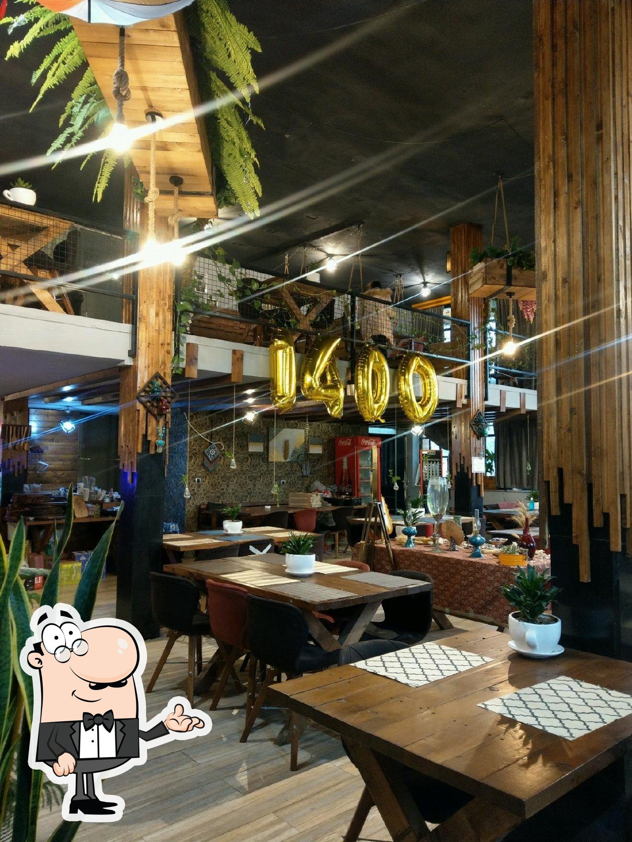 cafe mesturan hojr كافه مستوران حجر