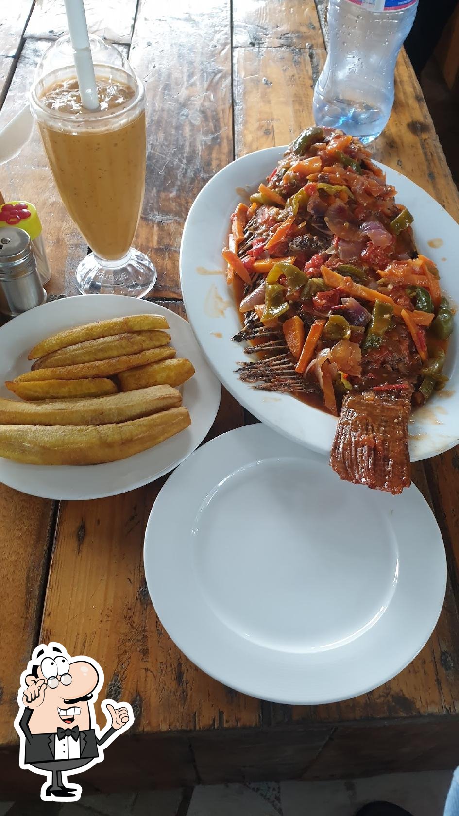 WakaWaka Restaurant
