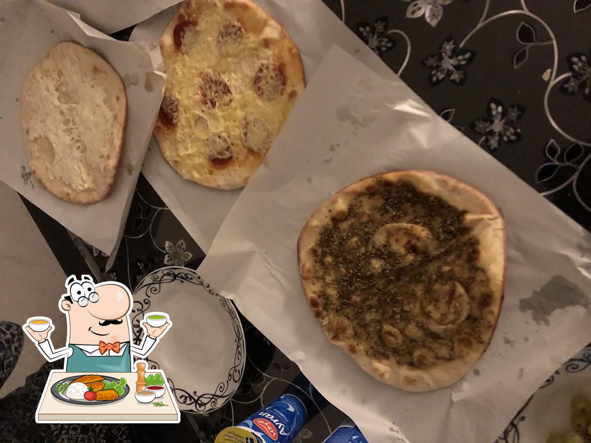مطعم عجين