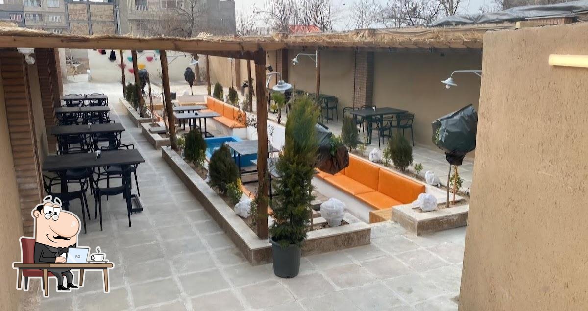کافه و رستوران پازل