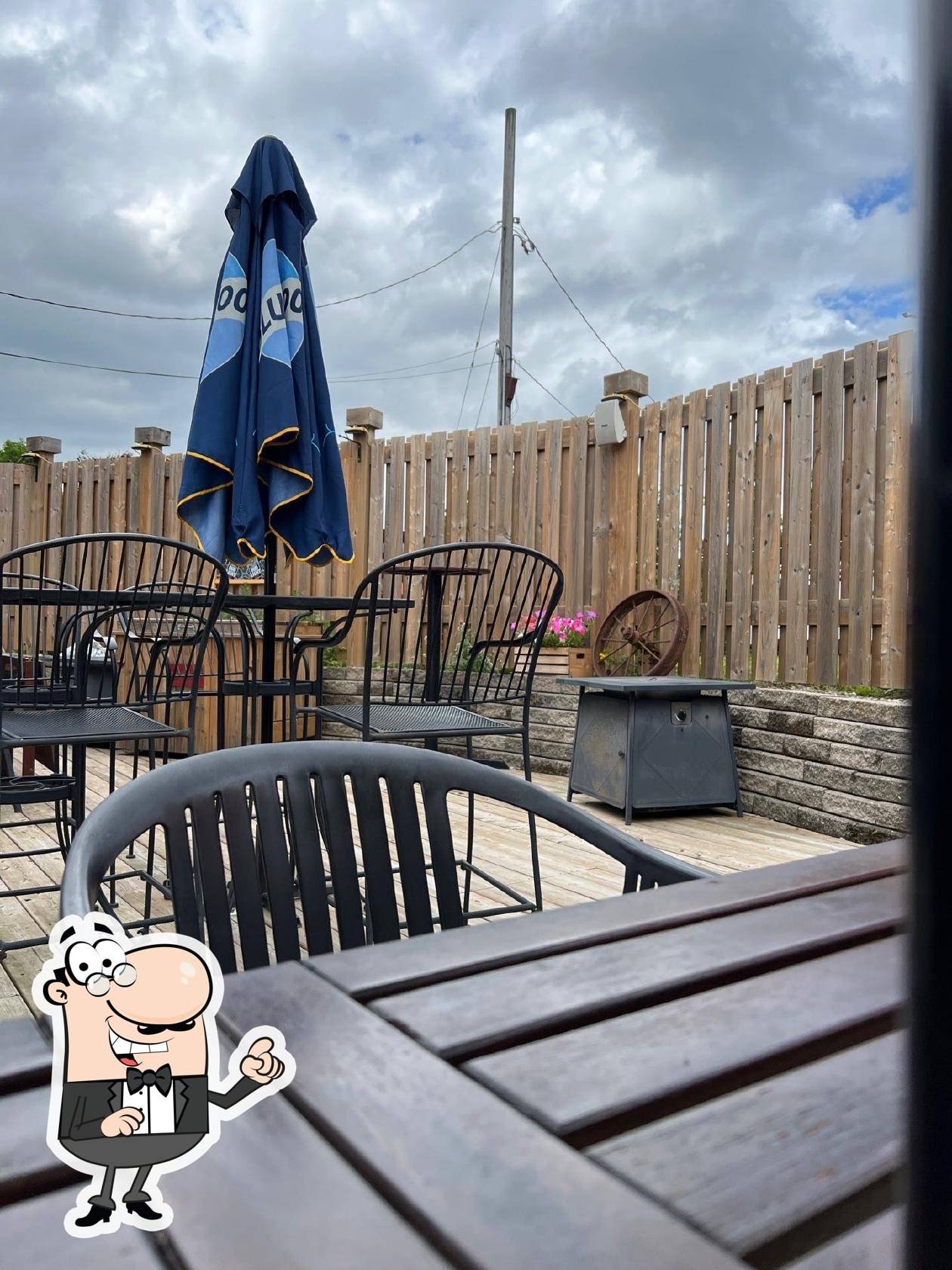 Riverbend Grill house