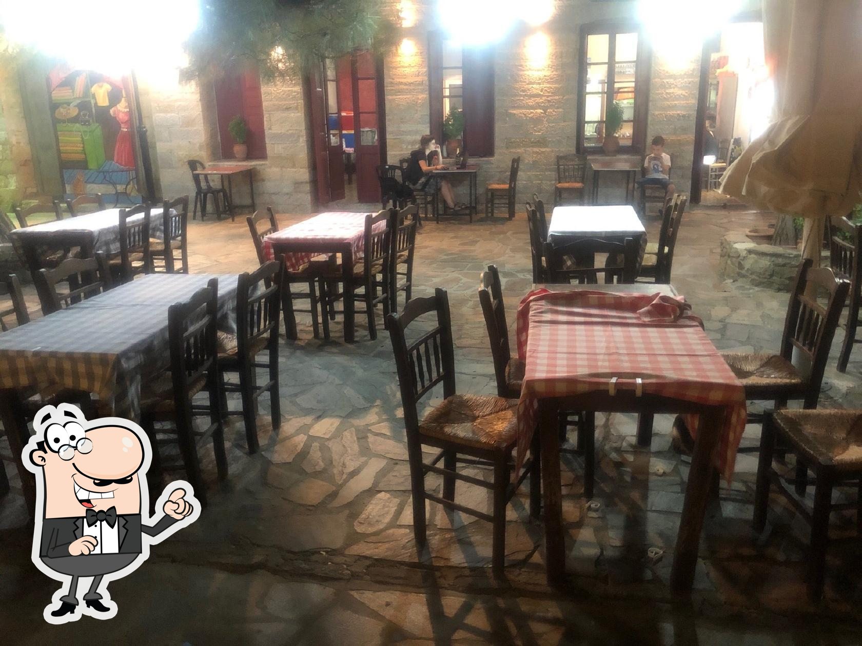 Pythonas Tavern