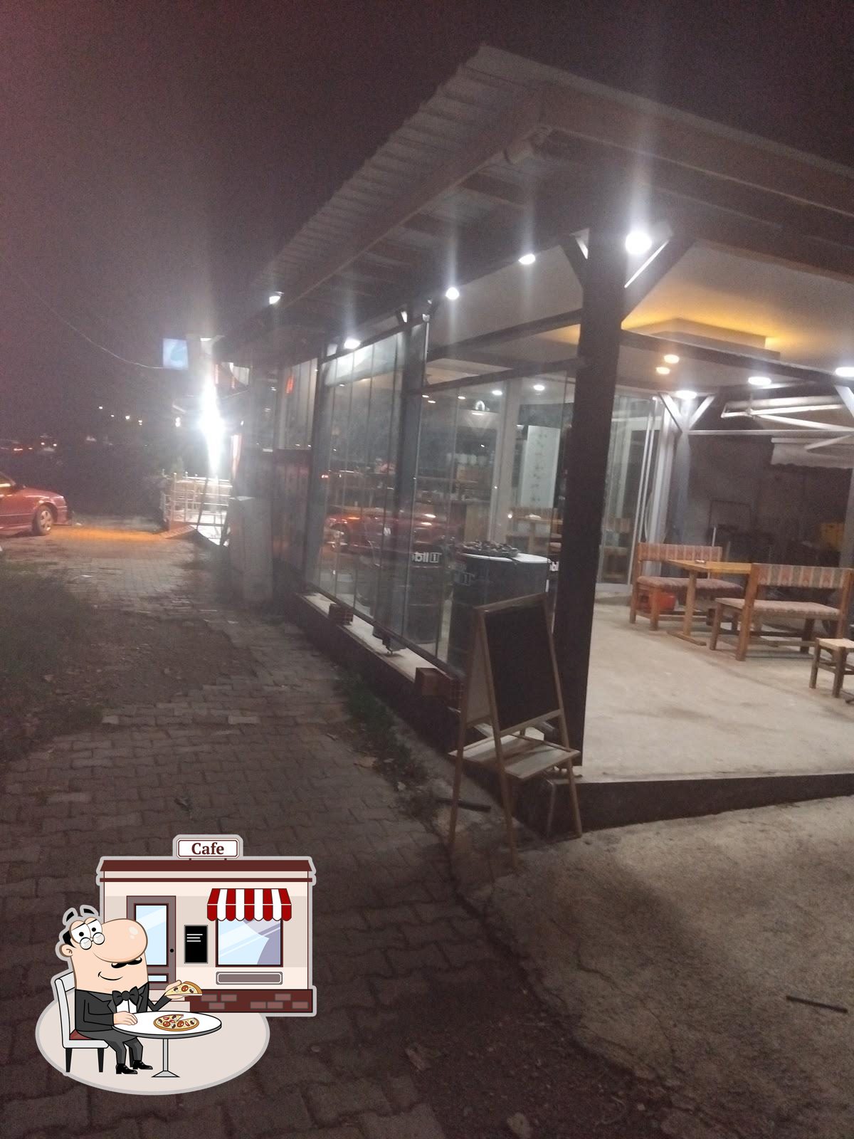 Kokoreç roadside