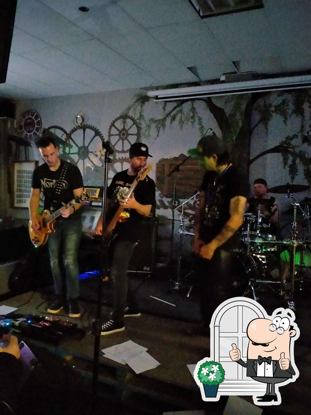 The Rocker Box Bar/Imperial Hotel
