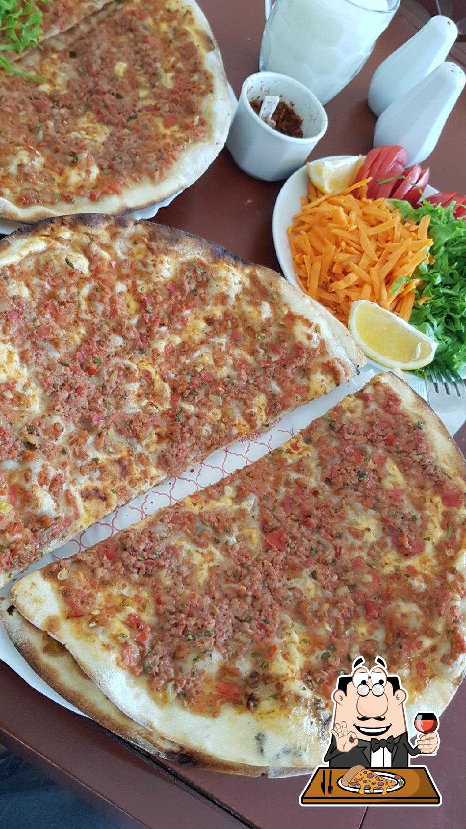 Öz Güven Etli Ekmek_lokanta