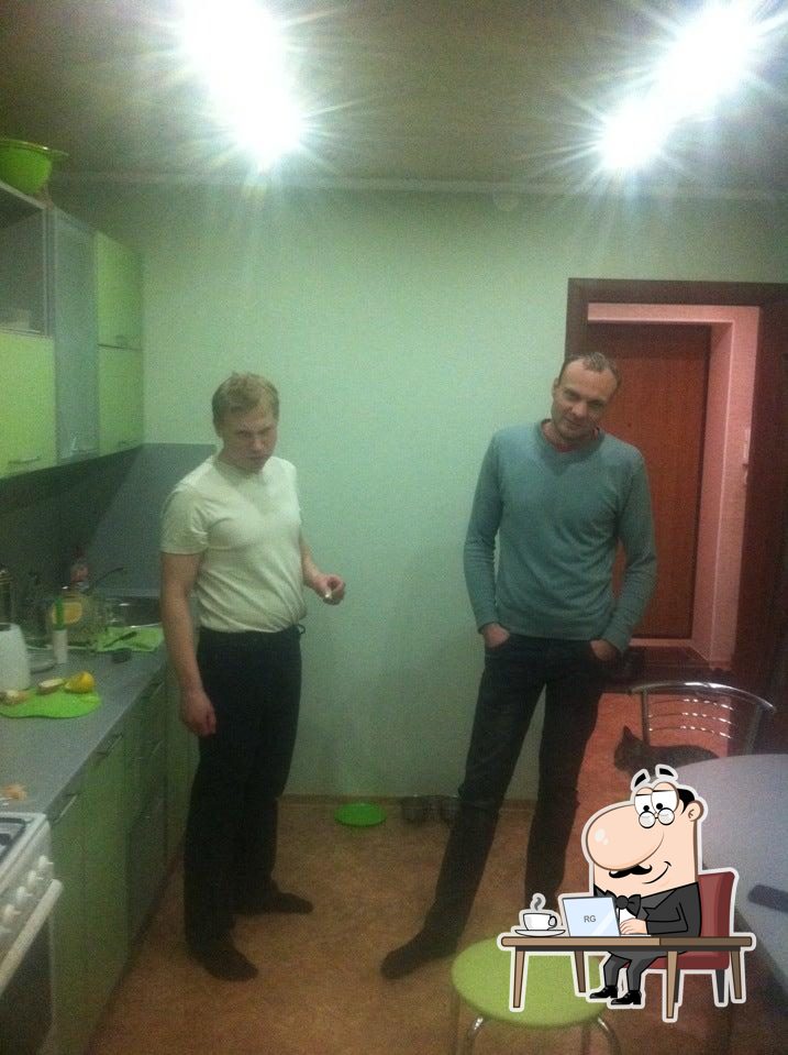 У Стаса Черную Икру Ложками