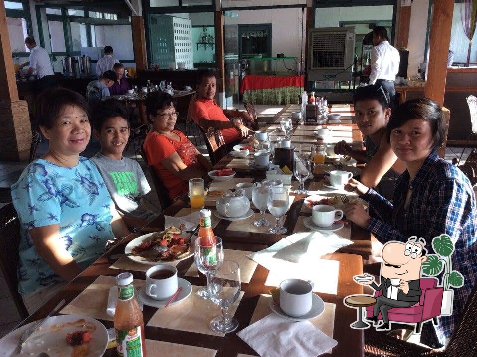 DHT Restaurant