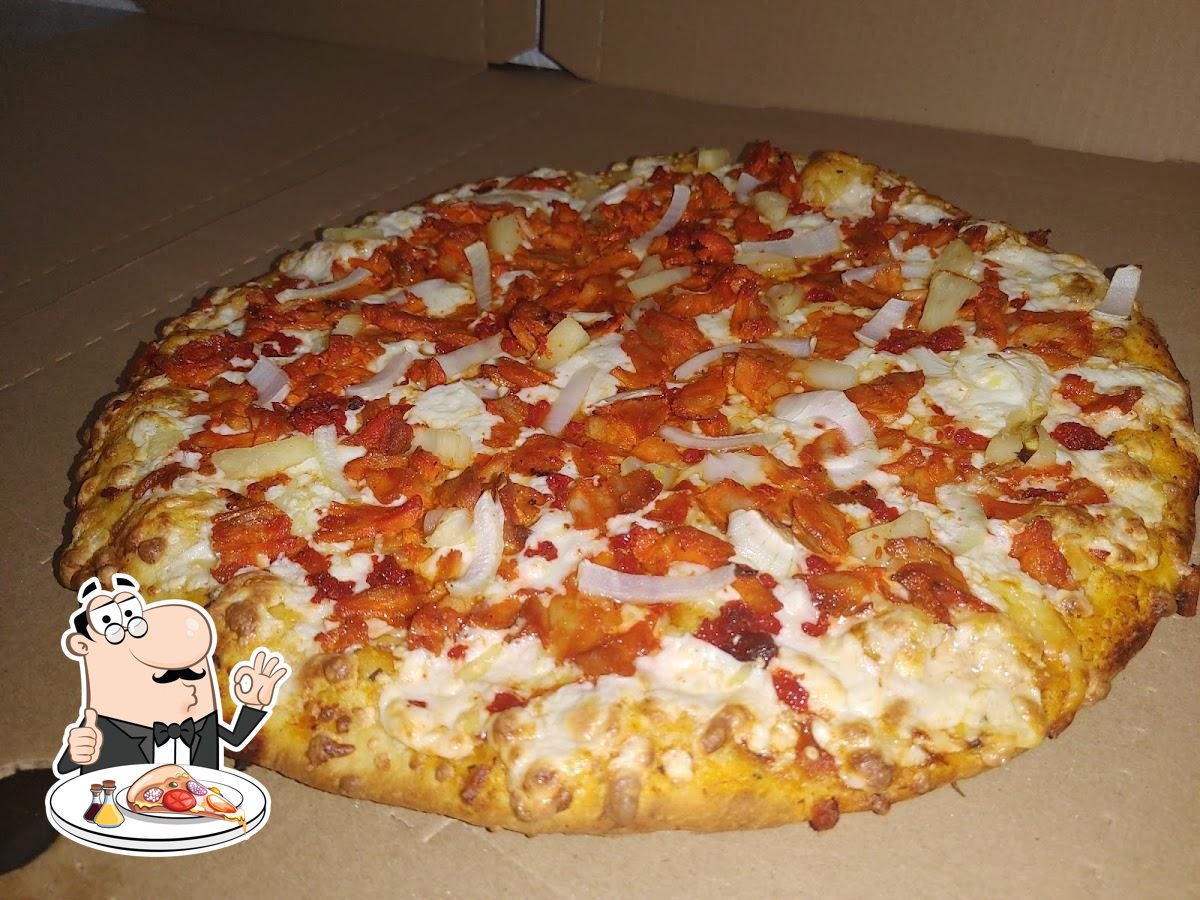 Brandon Emmanuel pizzas