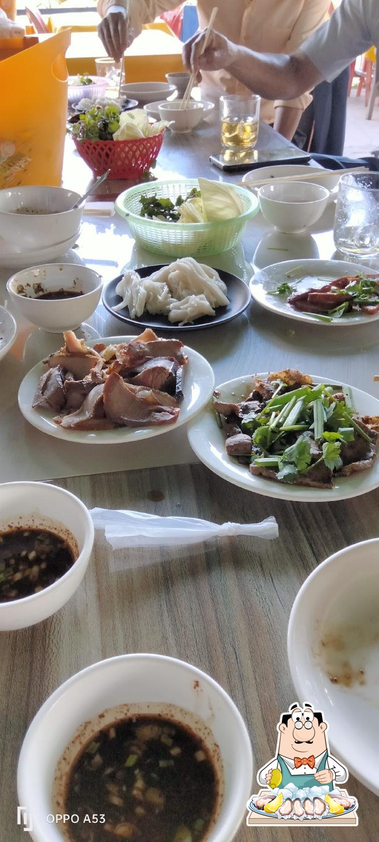 ຮ້ານ 3 ທໍງົວເຜົາ
