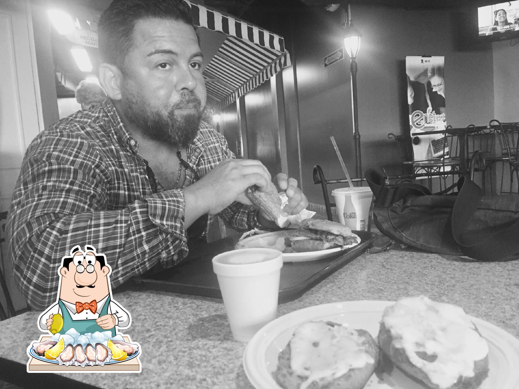 Manjares Cafe & Grill