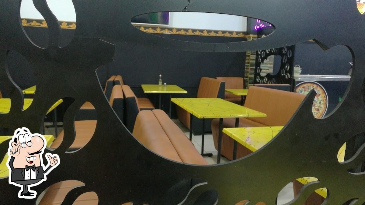 royel cofé pizzeria