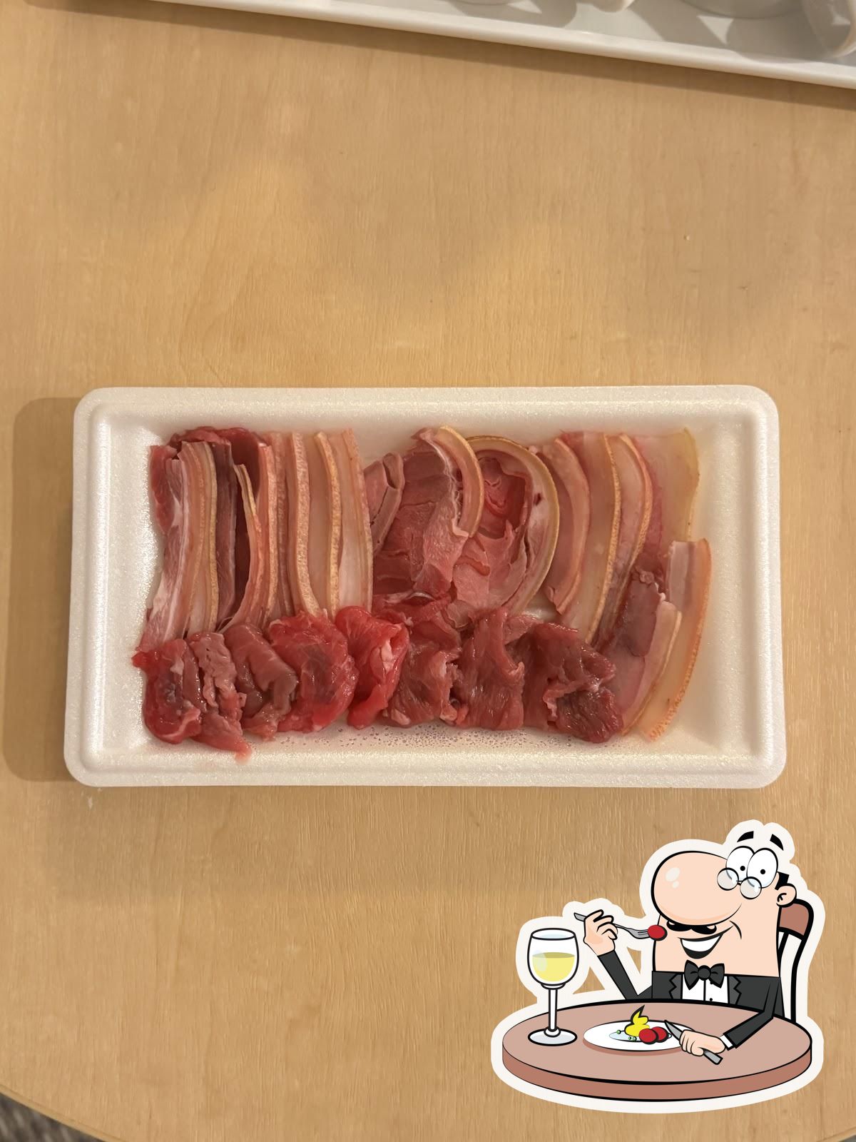 お肉のマカベ