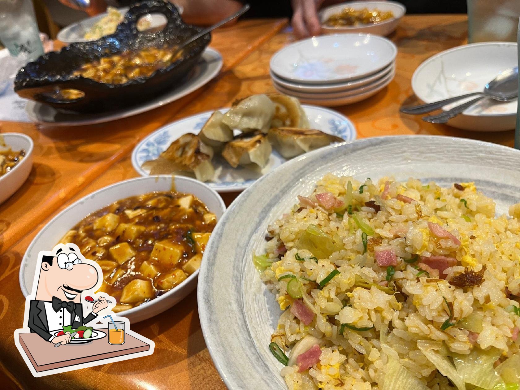 中華料理 香香(シャンシャン)