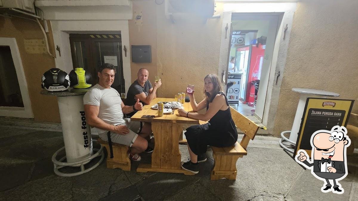 Street food Domino