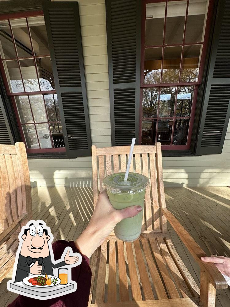 House of Many Porches