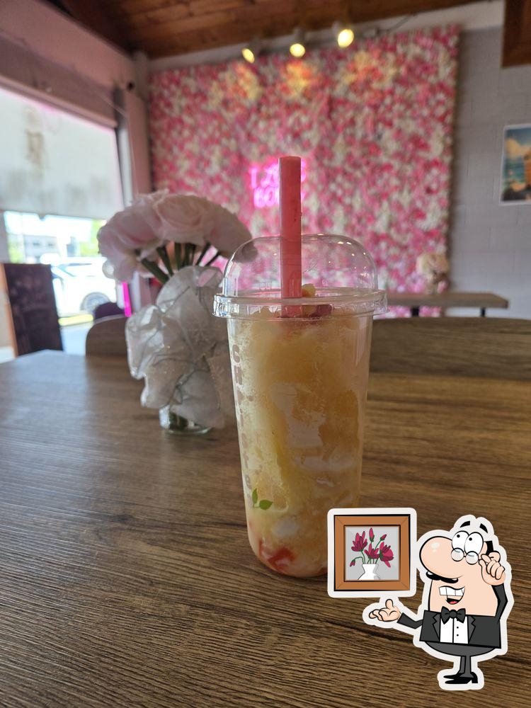 Christea Boba & banh mi
