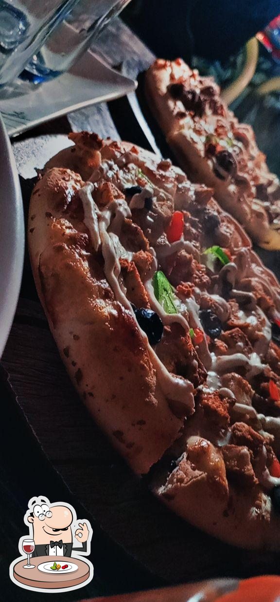 PIZZA WORLD