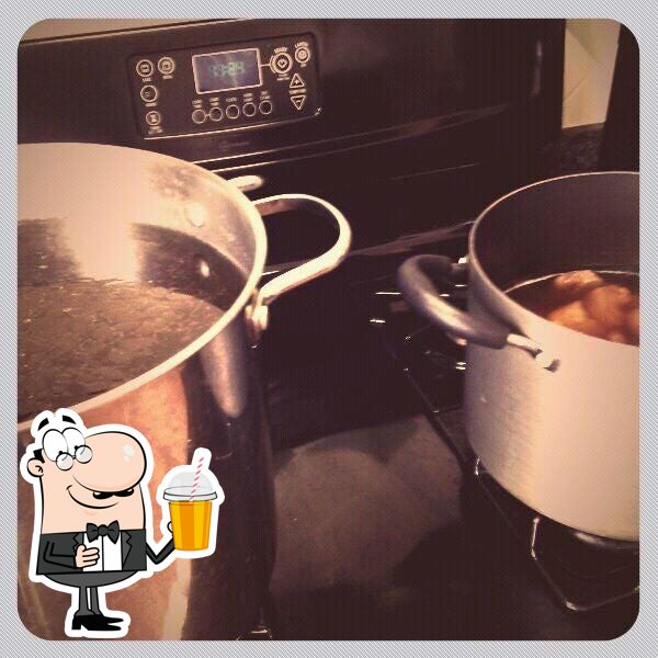 Nguyen Home Cookin'