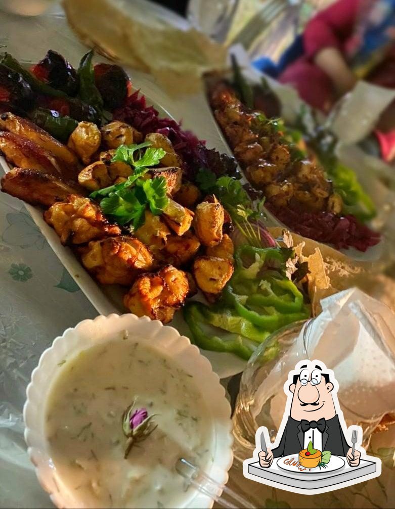 کافه رستوران پلاس