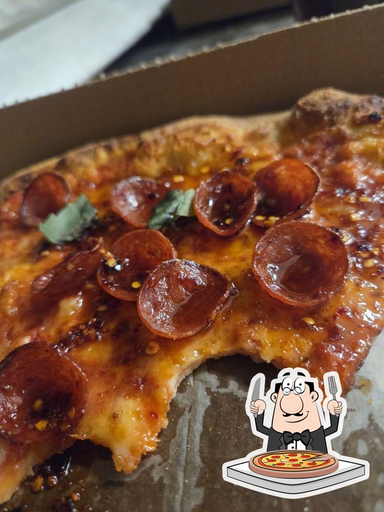 Lily P’s Wood Fired Pizza Co.
