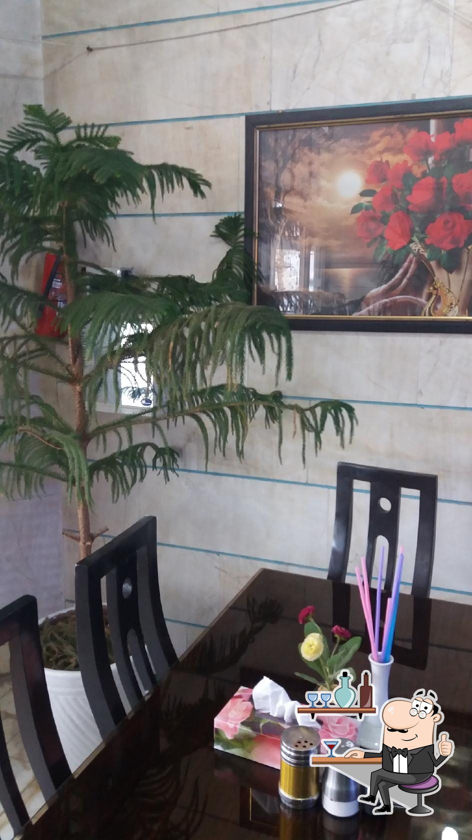 Apadana Resturant