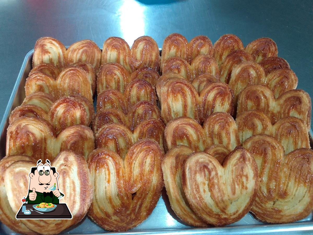 Panaderia y Dulceria La Reina 2