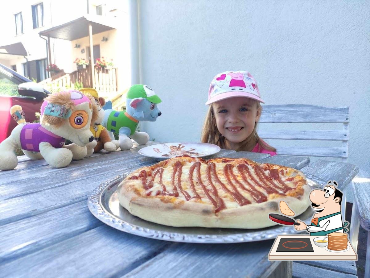 Domino Pizza