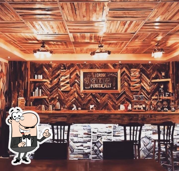 Wood cafe & resaturant