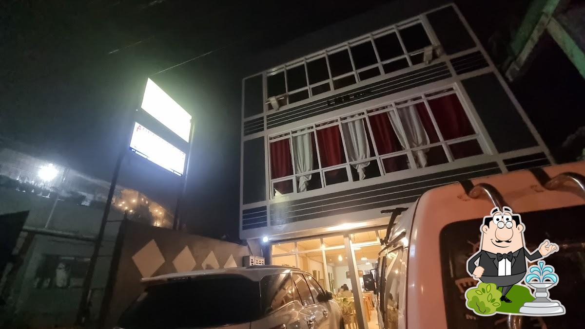 Ayuyang Cafe & Restobar