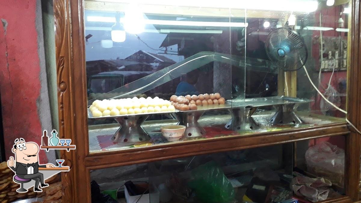হাসাউড়া চার ভাই রেস্টুরেন্ট