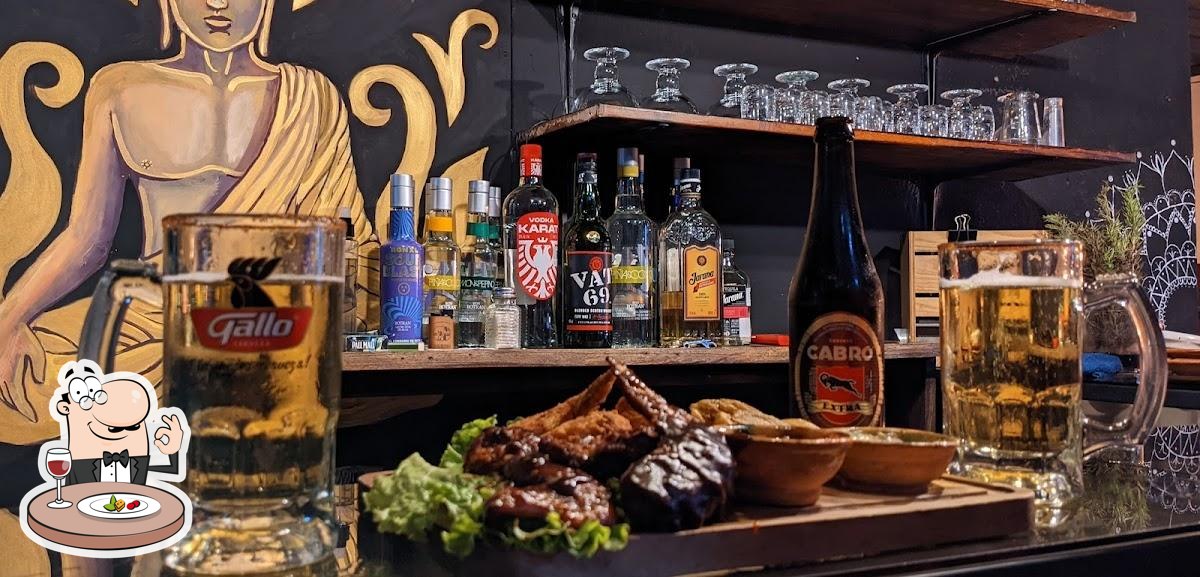 Restaurante y bar basil.