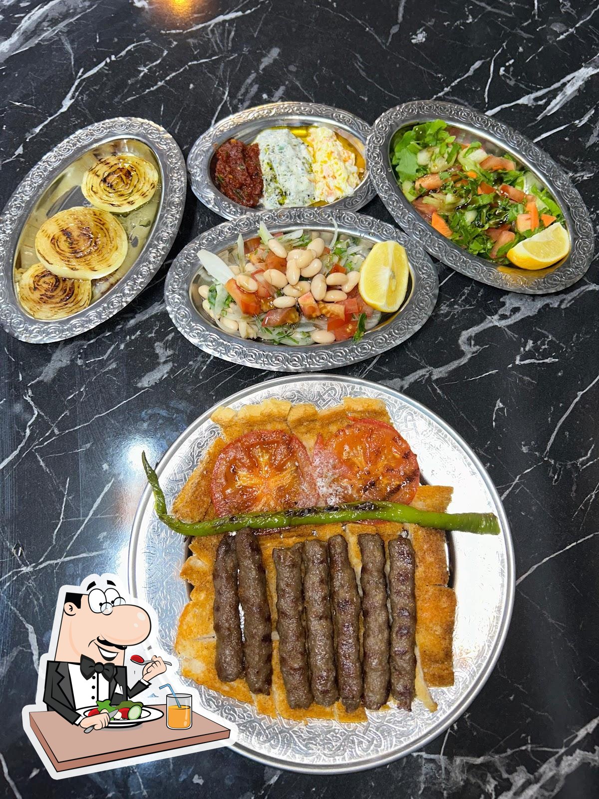 Ödemiş Köftecisi Oktay Usta