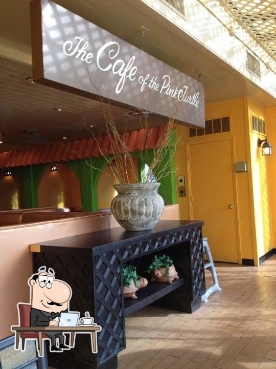 Pedro's Cafe Of The Pink Turtle