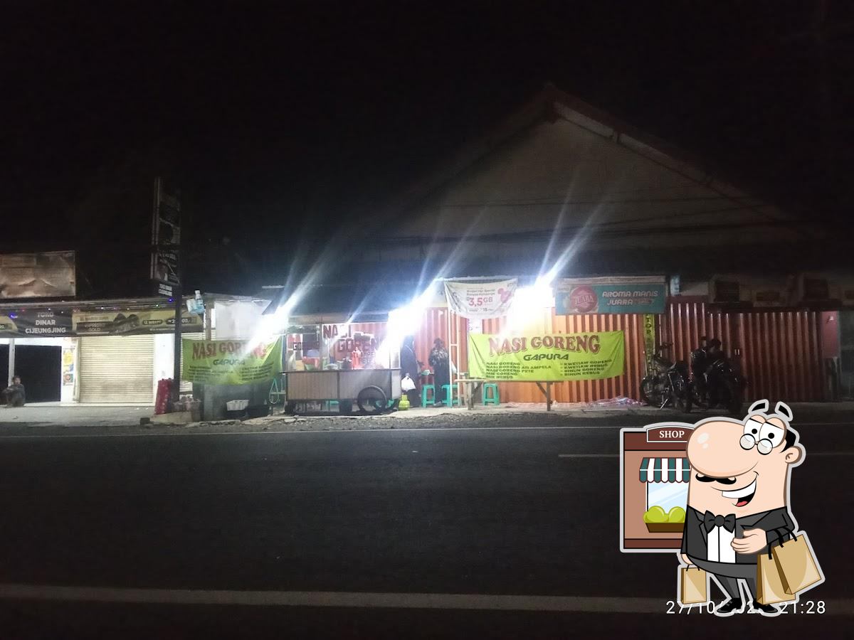 Warung kopi Sugema