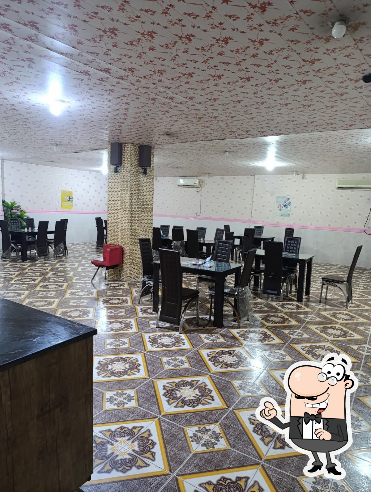 رستوران بيا و ببر