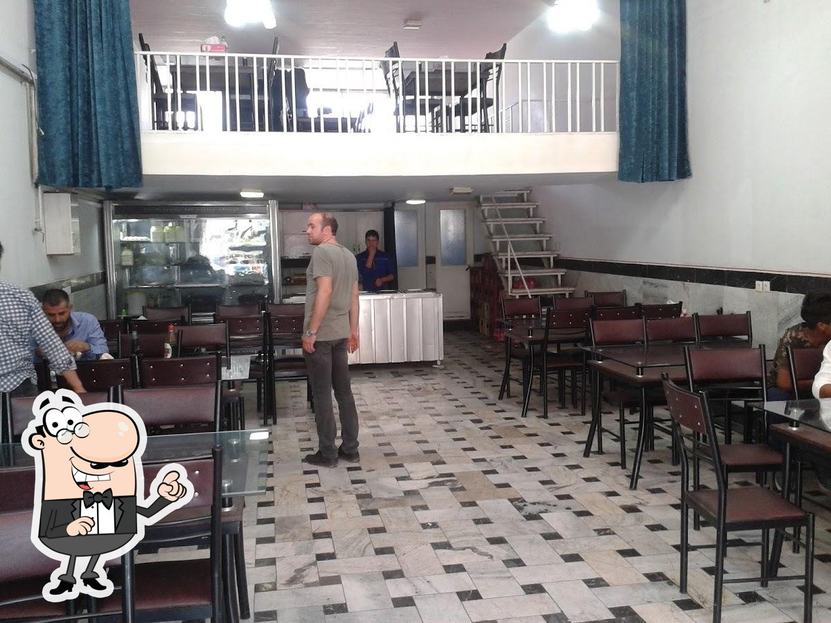 Valiasr Restuarant