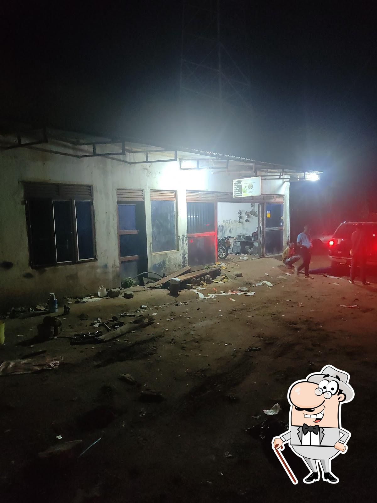 D'MUGIZ Restaurant & Bar