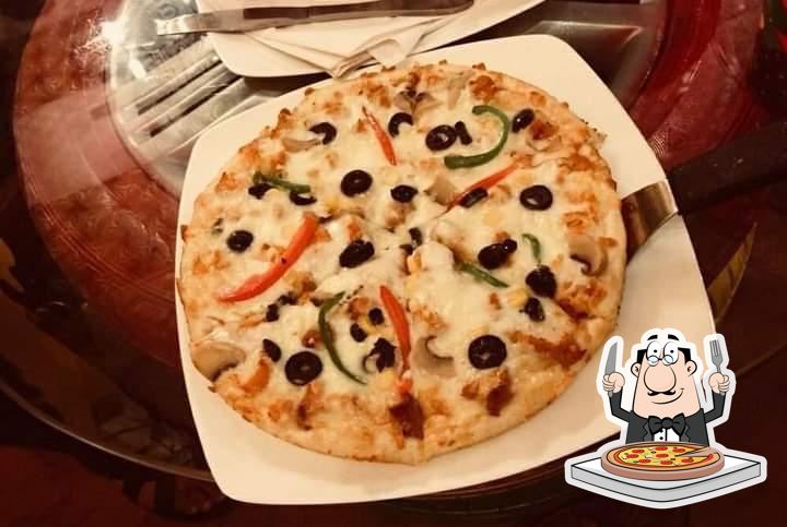 Graduate Pizza