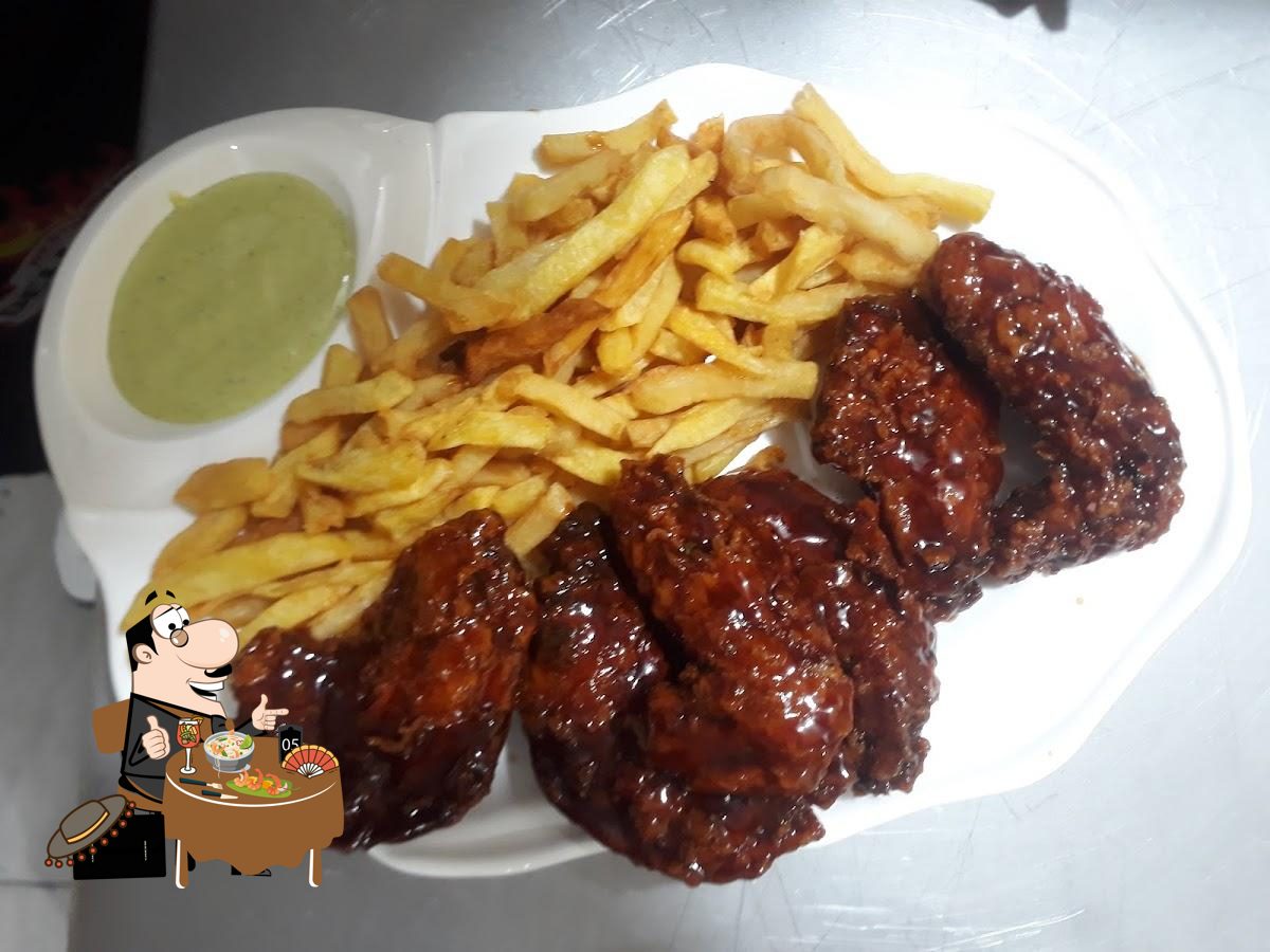 La Avenida Bar Restaurant