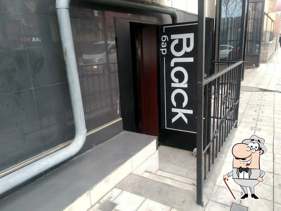 Black Bar