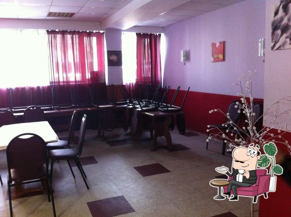 Апрель