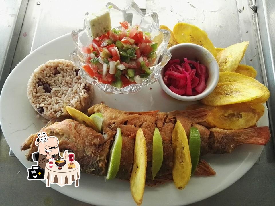 Carnes y Mariscos Lando