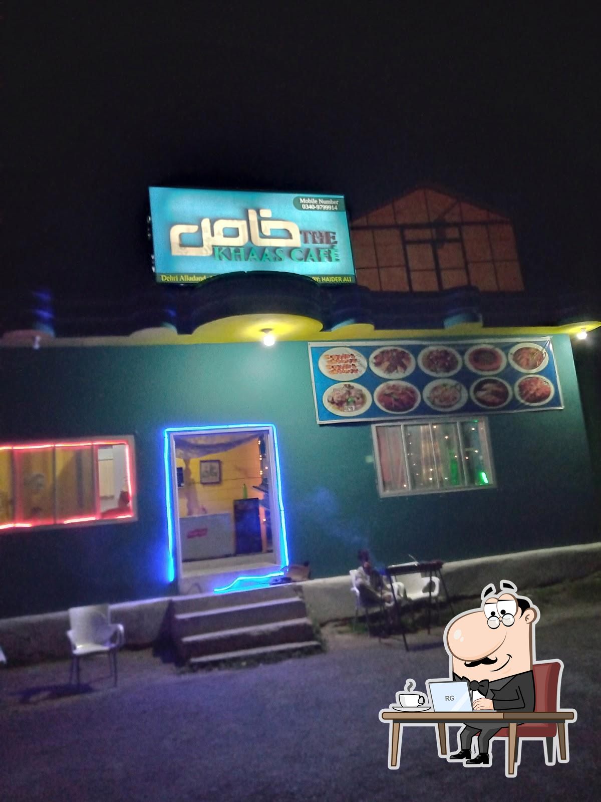 THE Khaas Cafe's