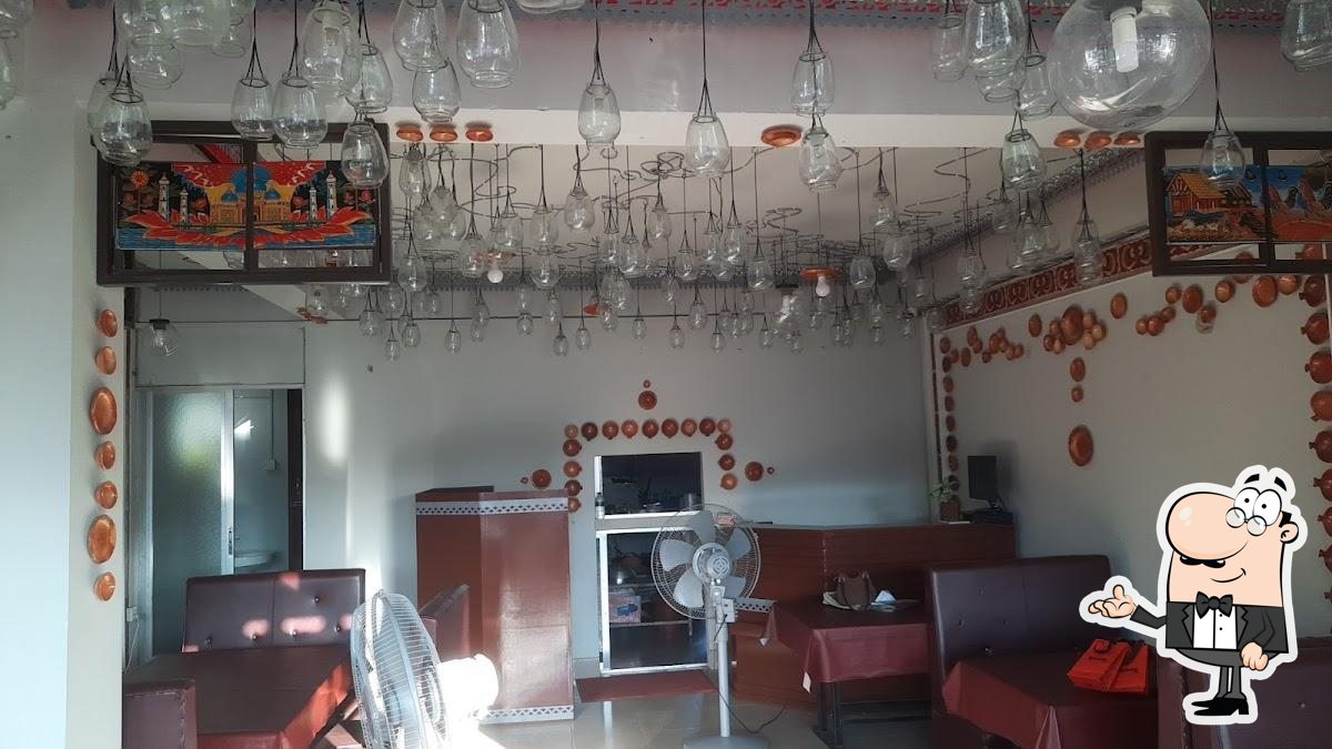 Aamader Restaurant