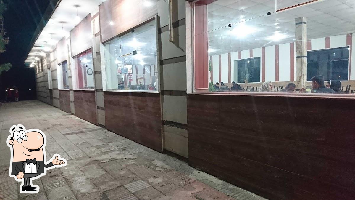 رستوران کویر