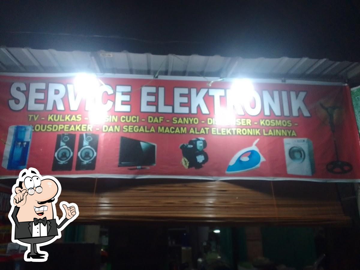 AYAM PENYET DINDA