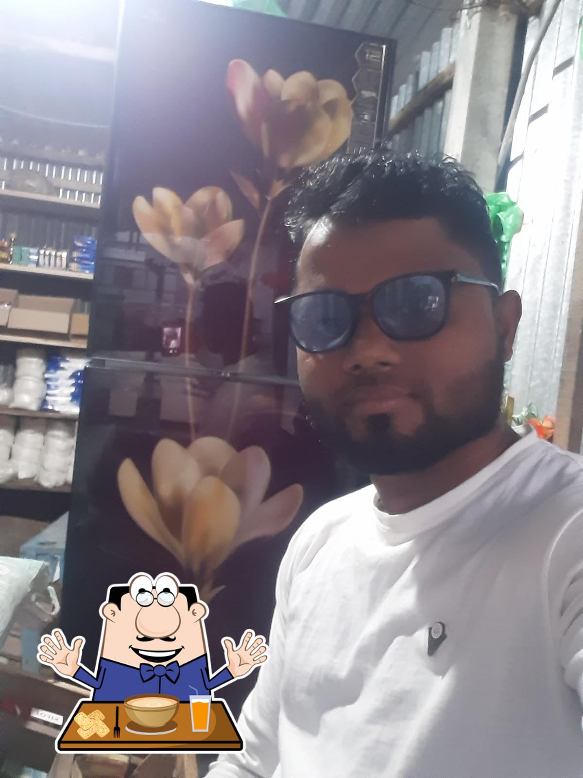 এম ডি ইব্রাহীম স্টোর গ্রামের সংসদ ভবন মার্কেট